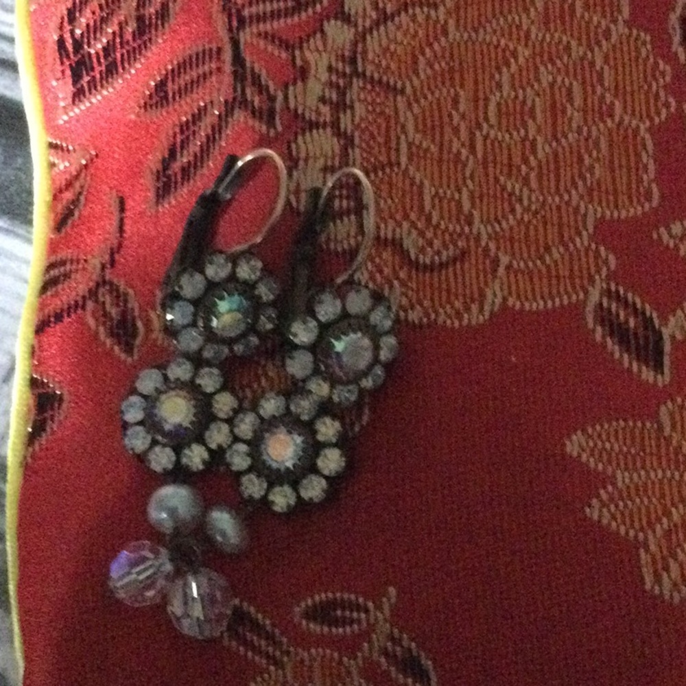 Elegant Floral Drop Earrings